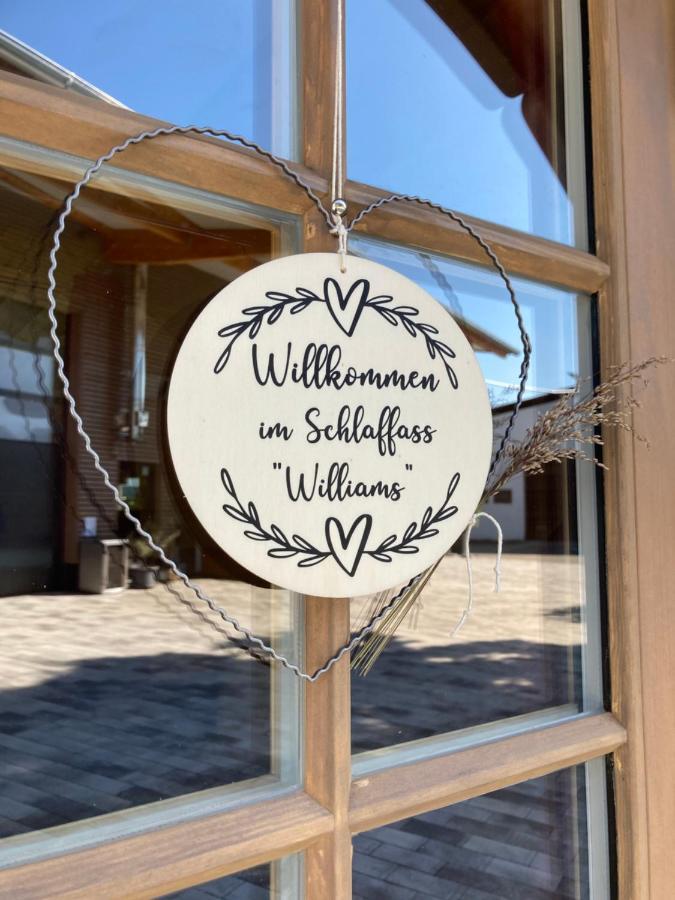 Camping Schlaffaesser Auf Dem Kruegele Hof *