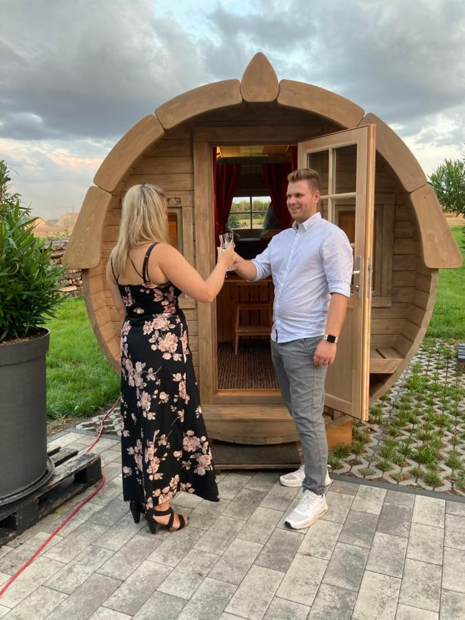 Camping Schlaffaesser Auf Dem Kruegele Hof Murr